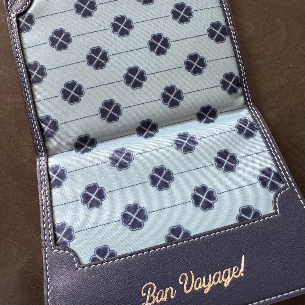 STONEY CLOVER LANE - Passport Case - Picture 2 of 3